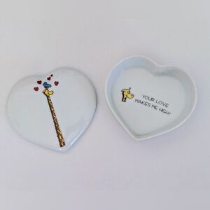 Heart-Shaped Giraffe Porcelain Trinket Box Vagabond Creations for Papel Japan